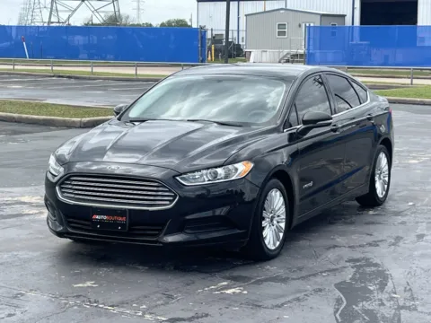 Another view of 2015 FORD FUSION SE HYBRI SE Hybrid for sale in Alvin, TX at Auto Boutique Texas