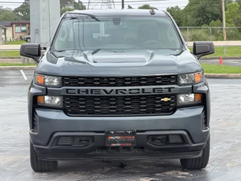 More photos of 2021 Chevrolet Silverado 1500 Custom at Auto Boutique Texas, TX