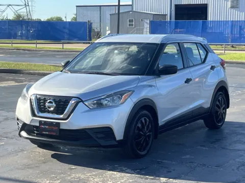Another view of 2019 Nissan Kicks S for sale in Alvin, TX at Auto Boutique Texas