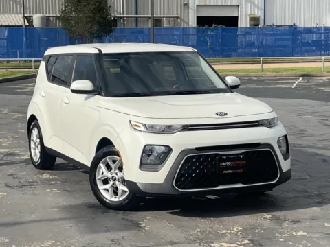 Photos of 2021 Kia Soul S for sale in Alvin, TX at Auto Boutique Texas