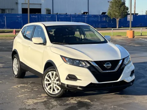 Photos of 2021 Nissan Rogue Sport S for sale in Alvin, TX at Auto Boutique Texas