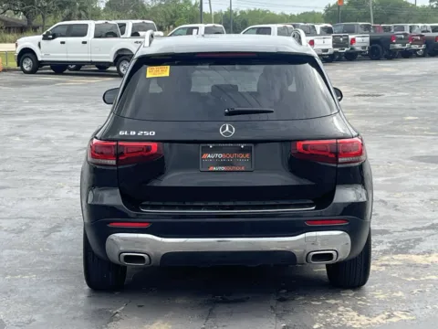 More photos of 2020 Mercedes-Benz GLB 250 at Auto Boutique Texas, TX
