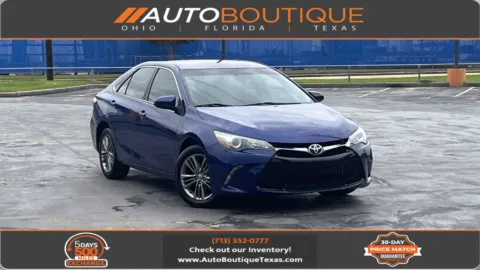 Blue 2015 Toyota Camry SE for sale in Alvin, TX