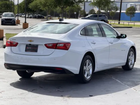 More photos of 2024 Chevrolet Malibu LS at Auto Boutique Texas, TX