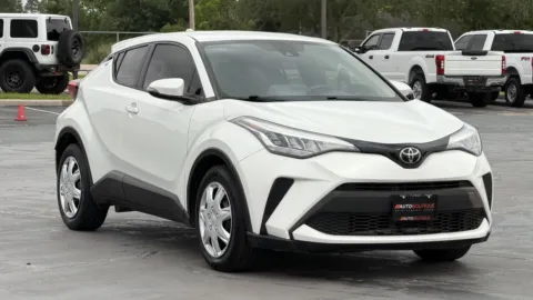 White 2020 Toyota C-HR LE for sale in Alvin, TX