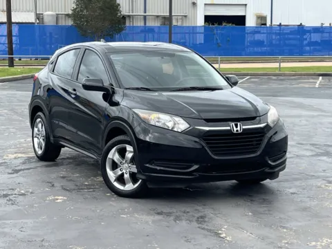 Photos of 2018 Honda HR-V LX for sale in Alvin, TX at Auto Boutique Texas