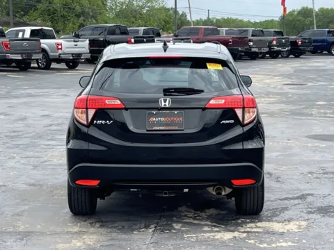 More photos of 2018 Honda HR-V LX at Auto Boutique Texas, TX