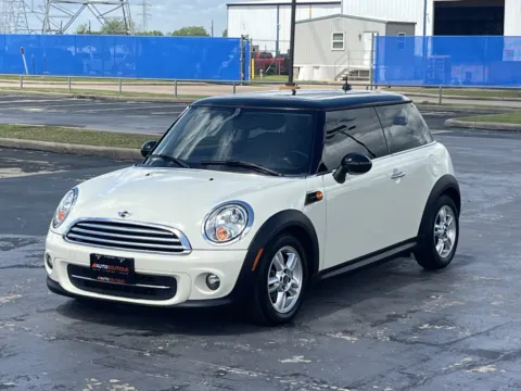 Another view of 2013 MINI COOPER Cooper for sale in Alvin, TX at Auto Boutique Texas