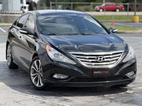Photos of 2013 HYUNDAI SONATA SE/ Limited for sale in Alvin, TX at Auto Boutique Texas