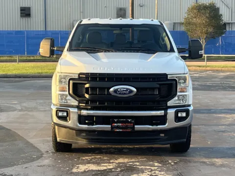 More photos of 2022 Ford Super Duty F-250 SRW XL at Auto Boutique Texas, TX