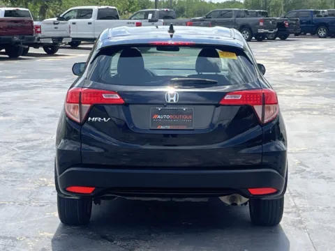 More photos of 2018 Honda HR-V LX at Auto Boutique Texas, TX