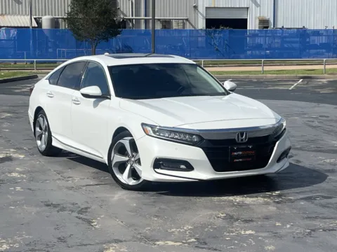 Photos of 2018 Honda Accord Sedan Touring 2.0T for sale in Alvin, TX at Auto Boutique Texas