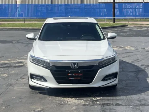 More photos of 2018 Honda Accord Sedan Touring 2.0T at Auto Boutique Texas, TX