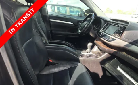 More photos of 2016 Toyota Highlander XLE at Auto Boutique Texas, TX