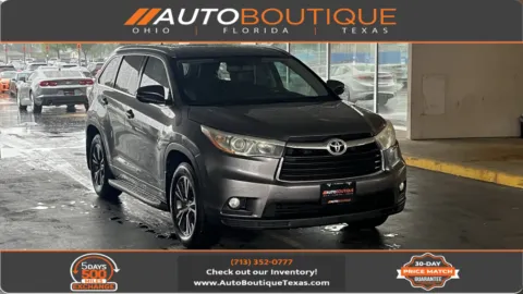 Gray 2016 Toyota Highlander XLE for sale in Alvin, TX