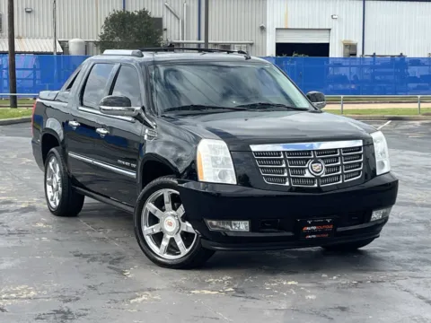 Photos of 2013 CADILLAC ESCALADE E Premium for sale in Alvin, TX at Auto Boutique Texas