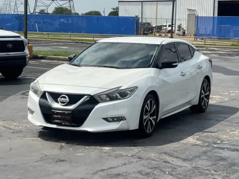 Another view of 2017 Nissan Maxima SV for sale in Alvin, TX at Auto Boutique Texas