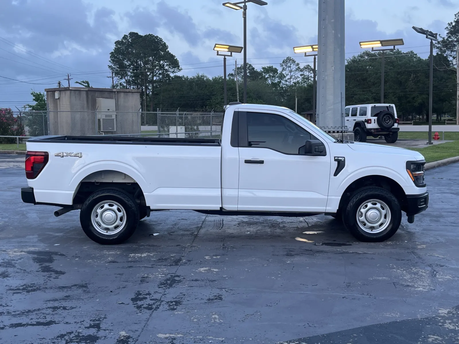 Ford F-150 photo 9