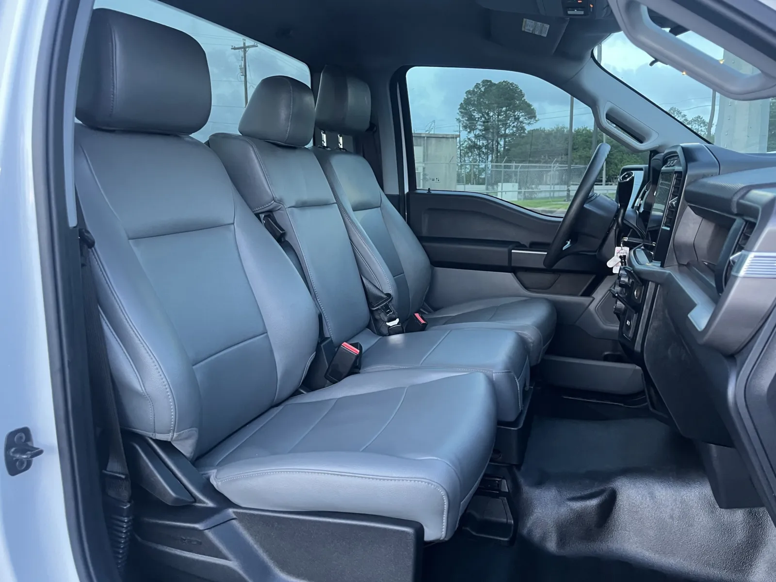 Ford F-150 photo 24