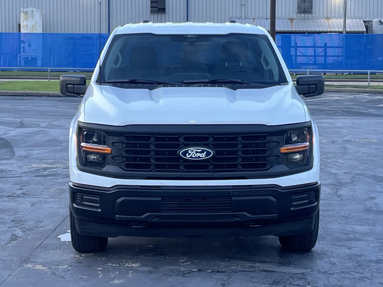 Ford F-150 photo 4