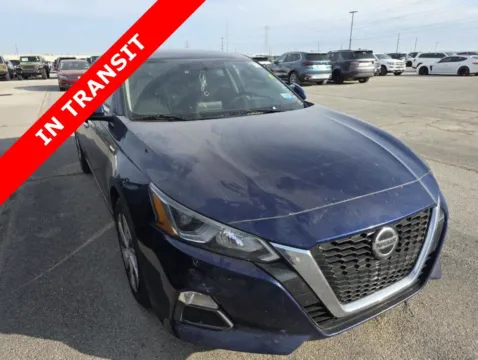 Another view of 2020 Nissan Altima 2.5 S for sale in Alvin, TX at Auto Boutique Texas