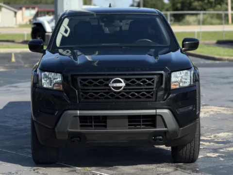 More photos of 2022 Nissan Frontier SV at Auto Boutique Texas, TX