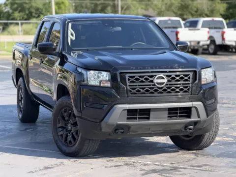 Photos of 2022 Nissan Frontier SV for sale in Alvin, TX at Auto Boutique Texas