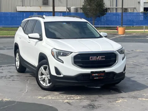 Photos of 2019 GMC Terrain SLE for sale in Alvin, TX at Auto Boutique Texas