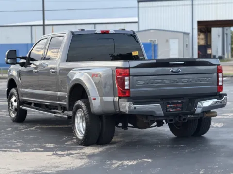 More photos of 2022 Ford Super Duty F-350 DRW LARIAT at Auto Boutique Texas, TX