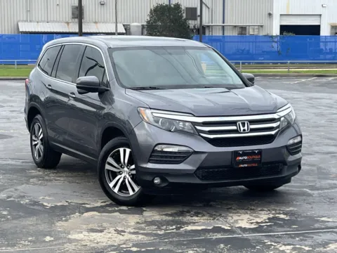 Photos of 2016 Honda Pilot EX-L for sale in Alvin, TX at Auto Boutique Texas
