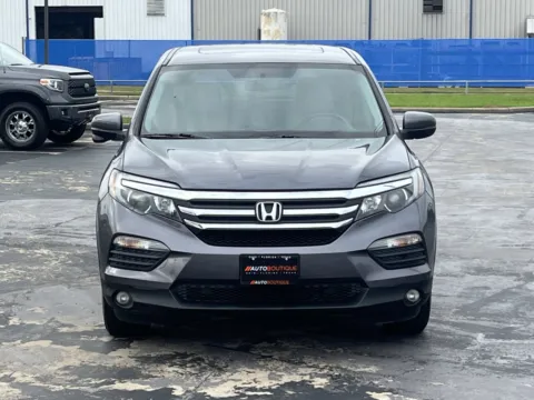 More photos of 2016 Honda Pilot EX-L at Auto Boutique Texas, TX
