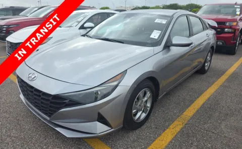 Silver 2021 Hyundai Elantra SE for sale in Alvin, TX