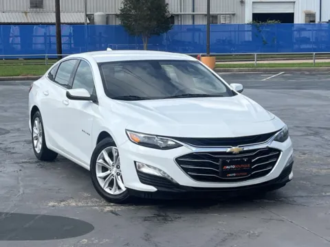 Photos of 2020 Chevrolet Malibu LT for sale in Alvin, TX at Auto Boutique Texas
