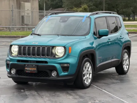 Another view of 2021 Jeep Renegade Latitude for sale in Alvin, TX at Auto Boutique Texas