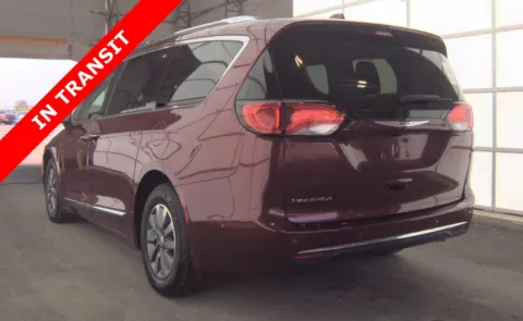 More photos of 2019 Chrysler Pacifica Touring L Plus at Auto Boutique Texas, TX