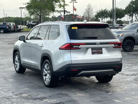 More photos of 2024 Toyota Grand Highlander Limited at Auto Boutique Texas, TX