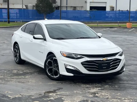 Photos of 2022 Chevrolet Malibu LT for sale in Alvin, TX at Auto Boutique Texas