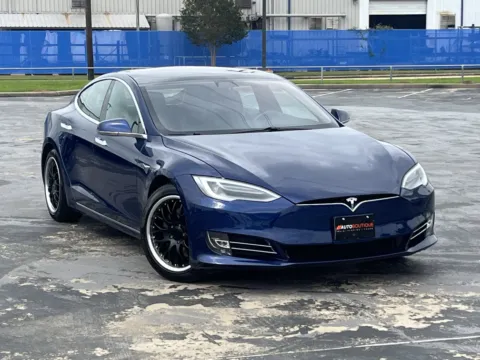 Another view of 2020 Tesla Model S Long Range for sale in Alvin, TX at Auto Boutique Texas