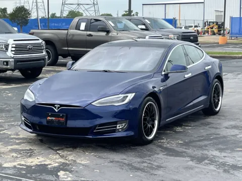 More photos of 2020 Tesla Model S Long Range at Auto Boutique Texas, TX