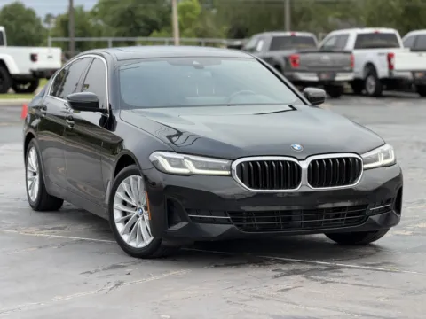 Photos of 2021 BMW 5 Series 530i for sale in Alvin, TX at Auto Boutique Texas