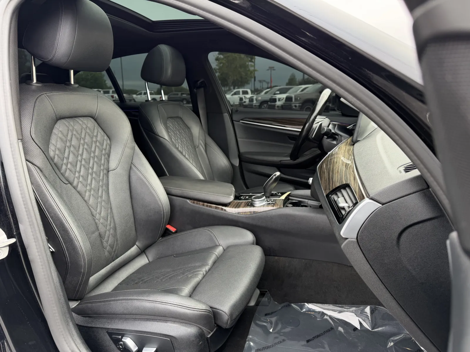 2021 BMW 5 Series 530i - Photo 26