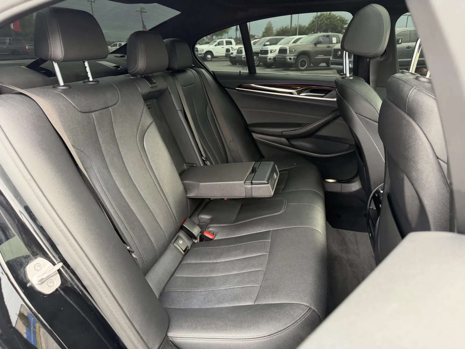 2021 BMW 5 Series 530i - Photo 27