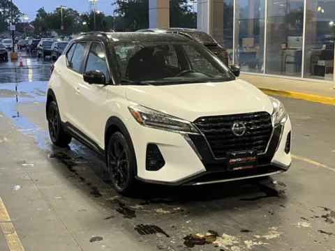 Photos of 2021 Nissan Kicks SR for sale in Alvin, TX at Auto Boutique Texas