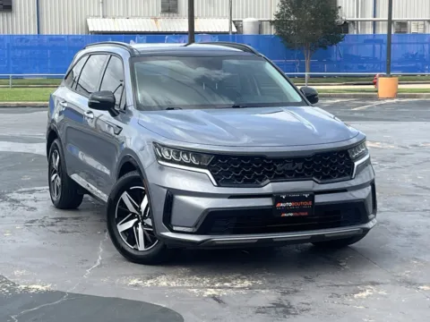 Photos of 2023 Kia Sorento S for sale in Alvin, TX at Auto Boutique Texas
