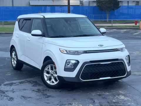 Photos of 2021 Kia Soul S for sale in Alvin, TX at Auto Boutique Texas