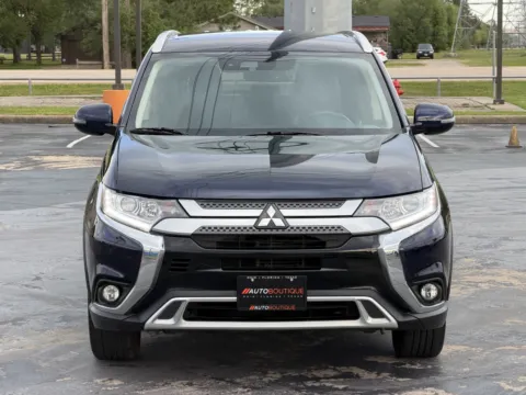 More photos of 2020 Mitsubishi Outlander SE at Auto Boutique Texas, TX