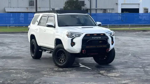 White 2021 Toyota 4RUNNER SR TRD Off Road Premium for sale in Alvin, TX