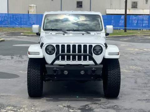 More photos of 2021 JEEP GLADIATOR High Altitude at Auto Boutique Texas, TX
