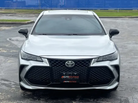 More photos of 2019 Toyota Avalon XSE at Auto Boutique Texas, TX