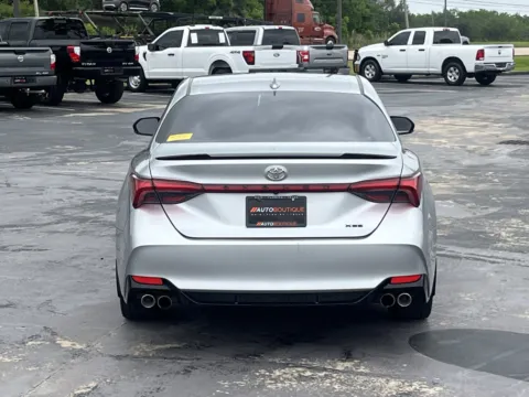 More photos of 2019 Toyota Avalon XSE at Auto Boutique Texas, TX